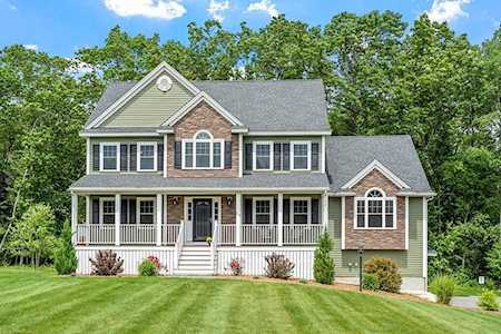 22 Bear Hill Road Dunstable, MA 01827
