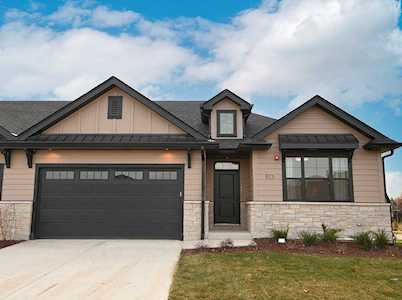 1330 Lacoma Ct Lockport, IL 60441