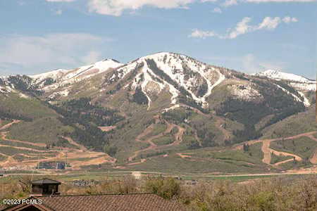 11386 N Soaring Hawk Ln Hideout, UT 84036
