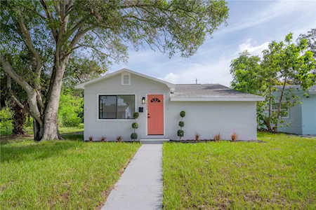 3805 14th Ave S St. Petersburg, FL 33711