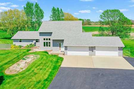 3769 Farmstead Rd Green Bay, Village of Bellevue, WI 54311-8147