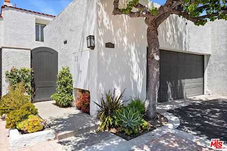 21 Crest Circle #10 Corona Del Mar, CA 92625