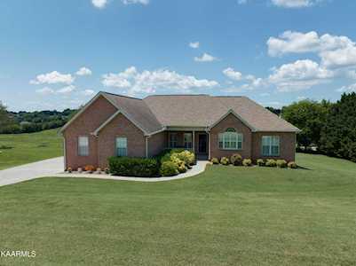 3302 Colby Cove Dr Maryville, TN 37801