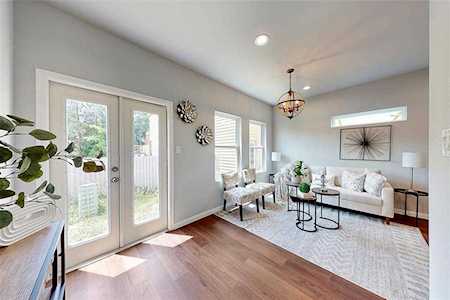 4921 Paradigm Ln Spring, TX 77379