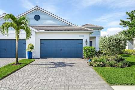 2194 Marquesa Cir Naples, FL 34112
