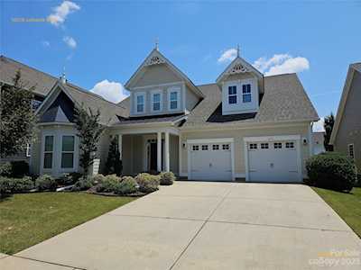 16018 Rushwick Dr Huntersville, NC 28078