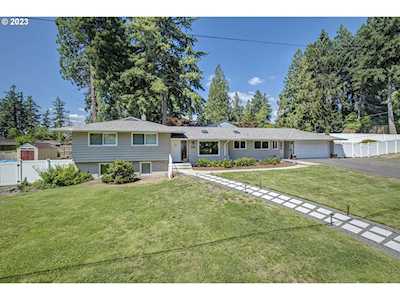 10625 SW Hawthorne LN Portland, OR 97225