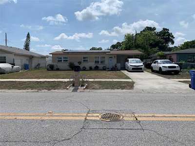 4921 Town N Country Blvd Tampa, FL 33615