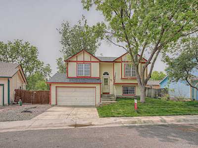 208 Redwood Cir Broomfield, CO 80020