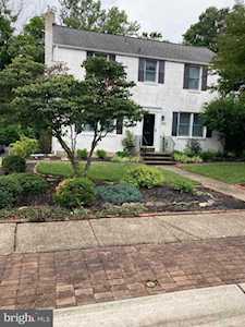 2202 Beaumont Rd Wilmington, DE 19803