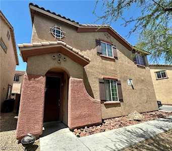 9820 Hanover Grove Ave Las Vegas, NV 89148