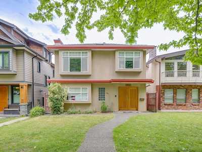 611 E 29th Avenue Vancouver, BC V5V 2S1