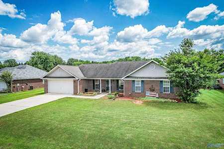134 Laurel Oak Road Huntsville, AL 35811