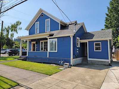 520 6th ST Oregon City, OR 97045