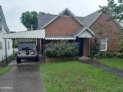 408 W 1st Ave Lenoir City, TN 37771