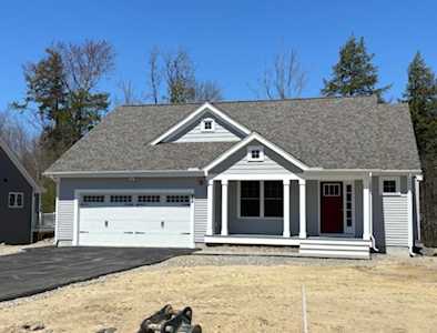 92 Three Ponds Dr #92 Brentwood, NH 03833