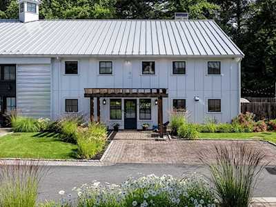 6 Twin Hills Farm Rd #2 Rowley, MA 01969