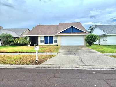8723 Lindenhurst PLACE Tampa, FL 33634