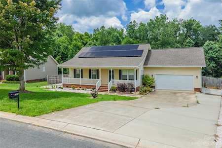 344 Lone Tree Ln Clover, SC 29710