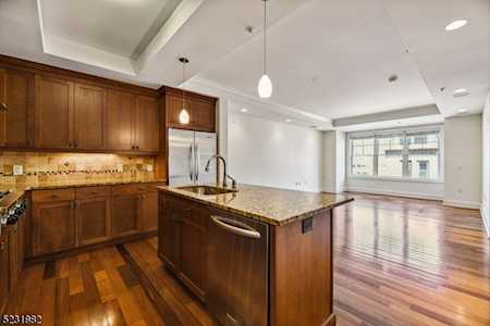 40 W Park Place Unit 407 Morristown Town, NJ 07960