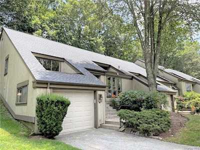 431 Heritage Hills #A Somers, NY 10589