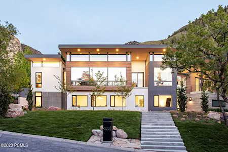 4441 S Zarahemla Dr Salt Lake City, UT 84124