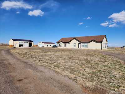 17363 Dove Cir Fort Lupton, CO 80621