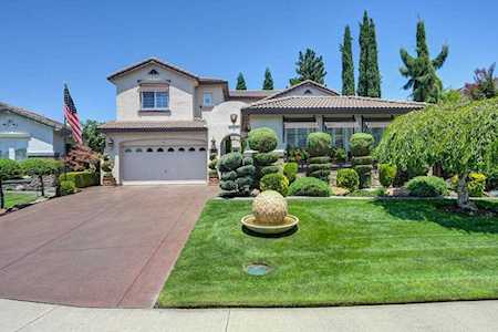 1944 San Esteban Circle Roseville, CA 95747