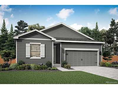 1053 Gianna Ave Fort Lupton, CO 80621