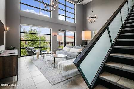400 E Main St #302 Louisville, KY 40202