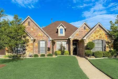 1008 Meandering Woods Drive Keller, TX 76248