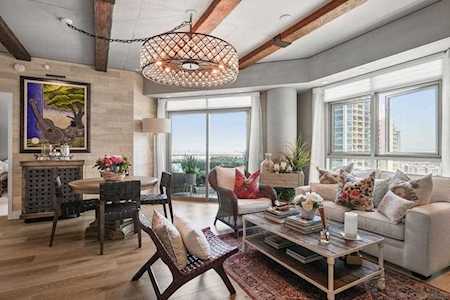801 Ash St #1303 San Diego, CA 92101