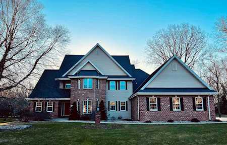 1179 Symphony Blvd Neenah, Village of Fox Crossing, WI 54956
