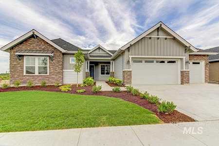 5637 N Black Walnut Way Meridian, ID 83646