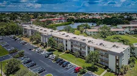 4595 Chancellor St NE #225 St. Petersburg, FL 33703
