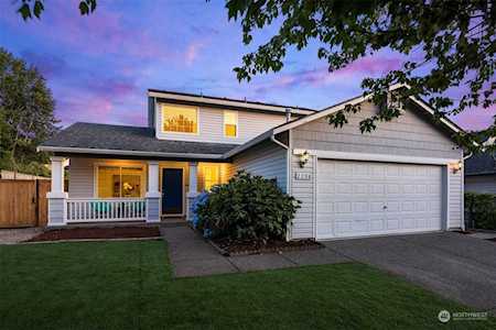 2204 27th St SE Auburn, WA 98002