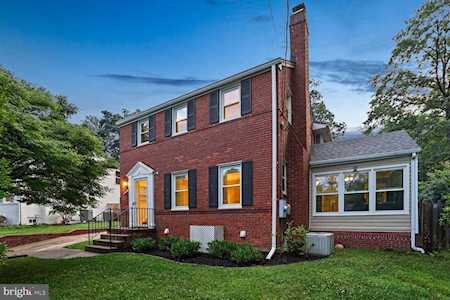 870 N Livingston St Arlington, VA 22205