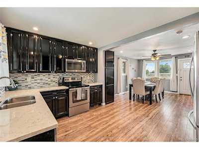 6960 Jasmine St Commerce City, CO 80022