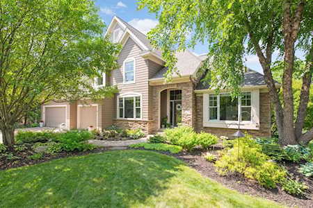 8792 Springwood Alcove Woodbury, MN 55125