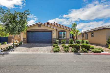 5704 Akula Bay St North Las Vegas, NV 89081