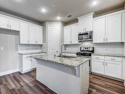 1011 Old Iron Bend Euless, TX 76040