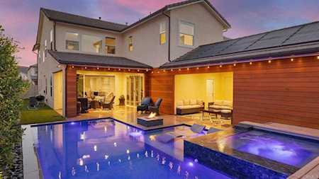 2867 Demler Dr Escondido, CA 92029