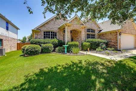1208 Berkeley Drive Burleson, TX 76028