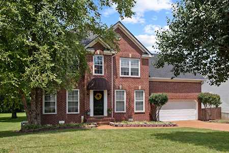 2813 Cochran Trace Dr Spring Hill, TN 37174