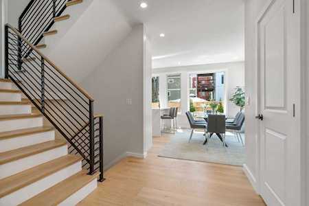 112 Hampshire St #112 Cambridge, MA 02139