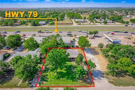 Hutto TX Commercial Real Estate | Hutto TX Commercial Properties for ...