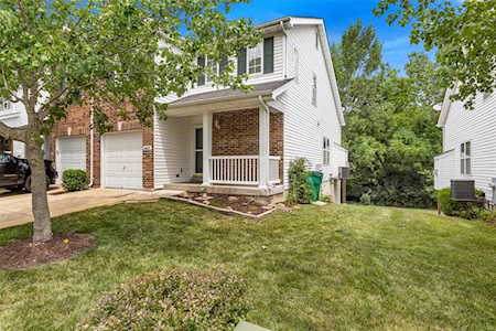 6825 Eagles Landing Ct Pacific, MO 63069