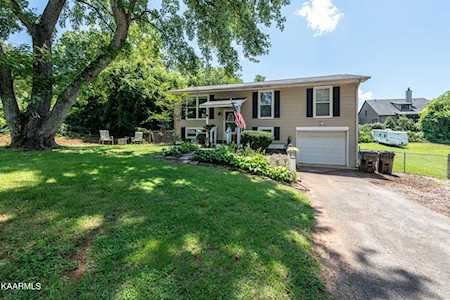 1324 Scotsbury Circle Knoxville, TN 37919