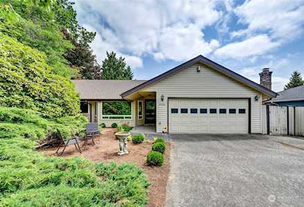 19926 105th Place NE Bothell, WA 98011