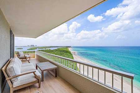 5540 N Ocean Drive #10c Singer Island, FL 33404